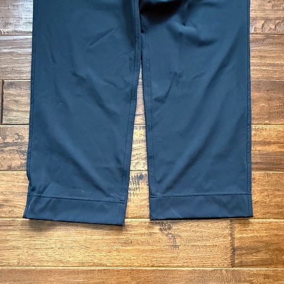 Lululemon Straight-Leg Mid-Rise Pant Luxtreme, Regular Size Small - Picture 5 of 8